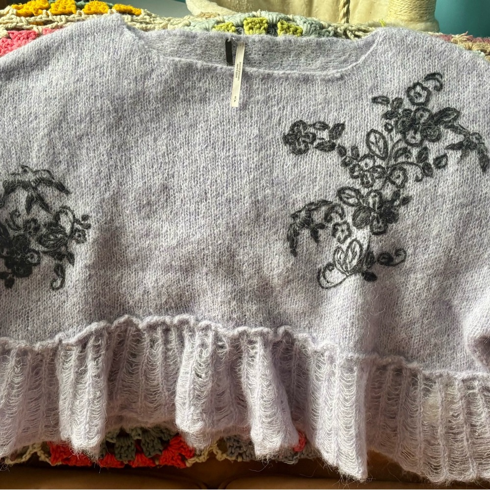 Free People Lavender Knit Crop Top with Black Embroidery - Picture 3 of 6